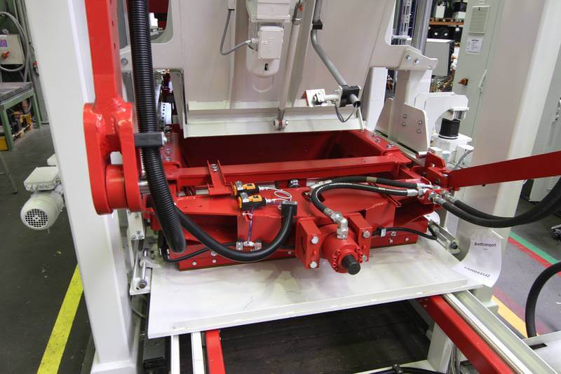 csm_hessgroup-rh1400-filler-box-with-level-indicator-and-driven-agitator_248a8de7d4